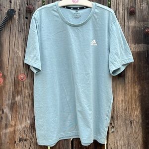 Adidas tee